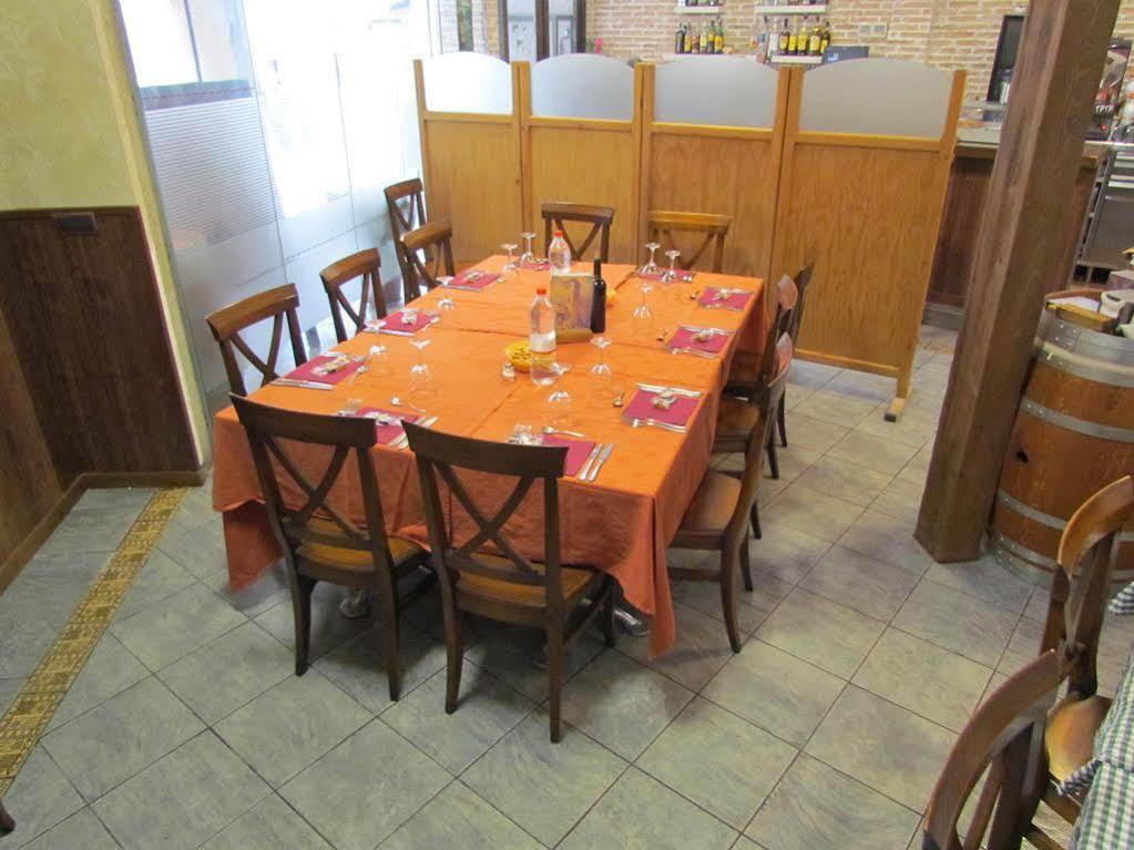 Hostal La Campana Toledo Exteriér fotografie